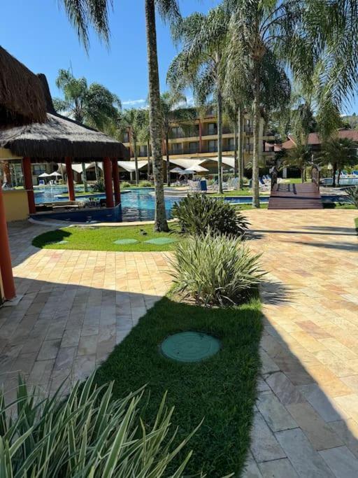 Lindo Flat No Costabella *